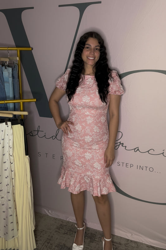 VESTIDO ROSA CON BORDADO