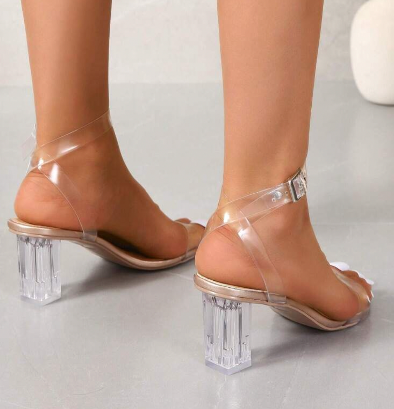 Tacones Clear
